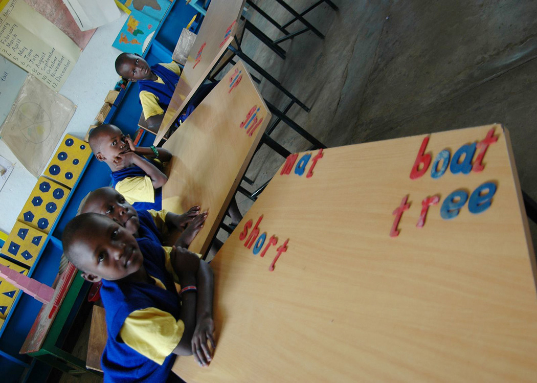 2010-11-15-boarding-school-nyamonge-bezoek-8